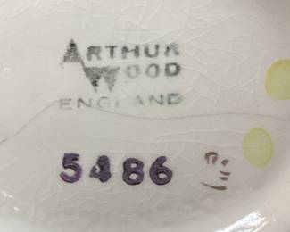 ARTHUR WOOD ALADDIN STYLE #5486 TEAPOT