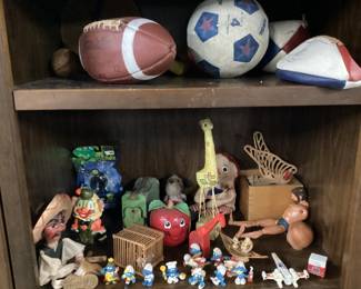 VINTAGE TOYS, LEGO, SMURF, PLAYSKOOL, FISHER PRICE AND MORE PICK UP ONLY