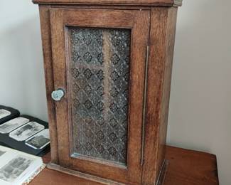 Small cabinet