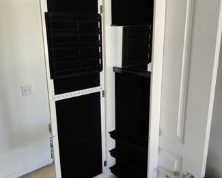 door hanging jewelry storage