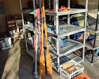 boat ores, pair of ski's
