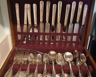 Silver plate silverware set