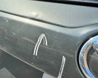 2015 Toyota Highlander, 34,000 miles. 