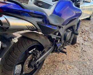 Yamaha Fz6 motorcycle, *NOT running*