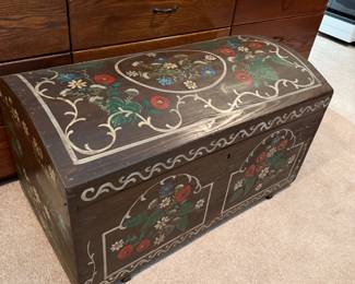 Vintage Trunk - Handpainted