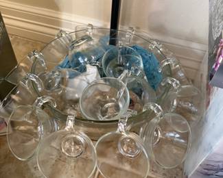 Punch bowl set