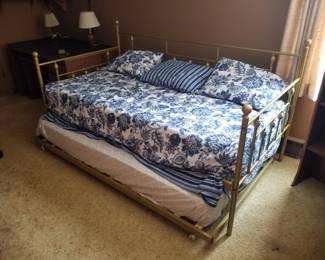 Brass trundle bed