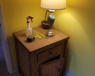 Bedroom/den/office furnishings by Ethan Allen; table lamps - two available