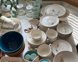 SET OF DISHES - AS IS
