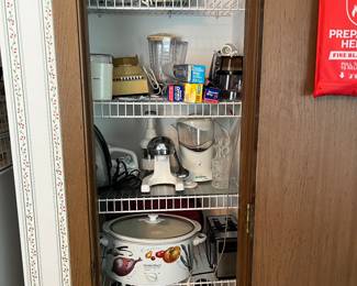 SMALL KITCHEN APPLIANCES