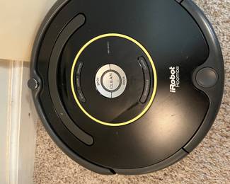 IROBOT VACUUM