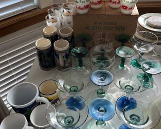 COFFEE CUPS, GLASSWARE, EGG NOG SET