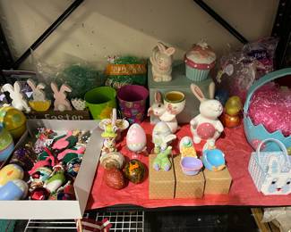 EASTER DECOR
