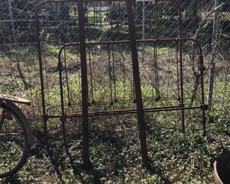 wrought iron bed