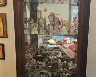 Lighted Display Cabinet 