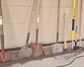 Shovels 