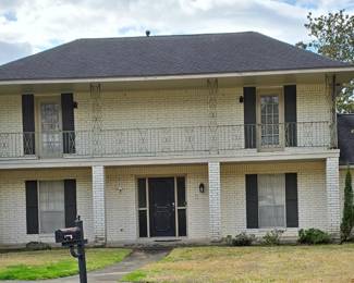 Get Comy - This is gonna take awhile! 2 Story house built in the 70's packed with treasures!