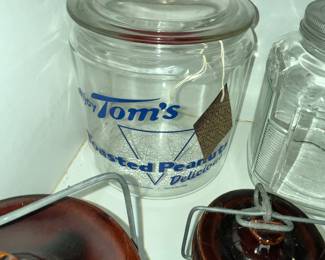 VINTAGE TOM'S PEANUT JAR w/ RED KNOB