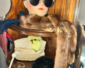 VINTAGE MINK FULL-BODY STOLE