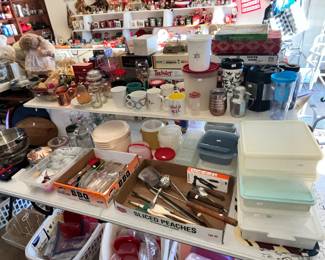 LOTS MORE NICE KITCHENWARE
