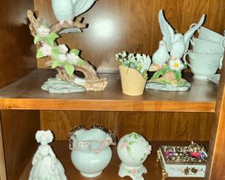COLLECTIBLE PORCELAIN