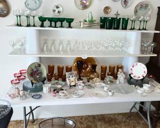 TABLE FULL OF WONDERFUL GLASSWARE