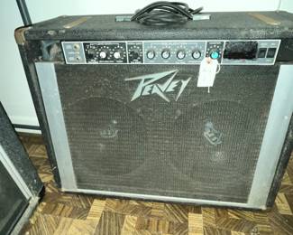 ANOTHER PEAVEY AMP