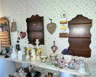 COLLECTOR SPOON DISPLAYS