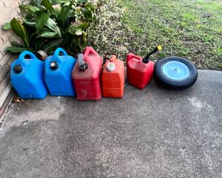 GAS CANS