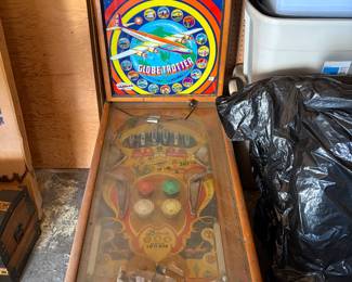 1951 D. Gottlieb & Co Globe Trotter pinball machine