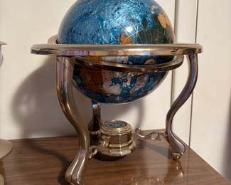 Inlayed globe