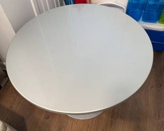 Children’s dry erase table