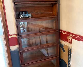 6-stack walnut barrister's bookcase with top and base