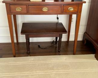 Fine 19th Sheraton 3 Drawer 