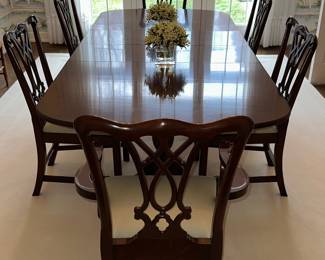 Incredible Henkel Harris DR Table & 8 Chairs