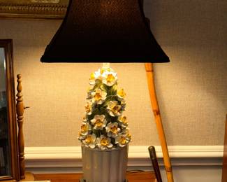 Vintage Italian Floral Lamp