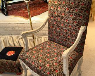 White arm chair 
