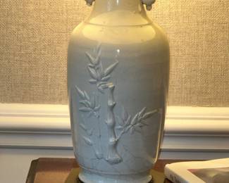Blanc de Chine antique Chinese vase-lamp