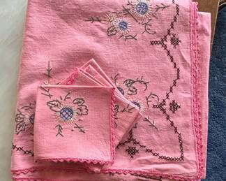 Vintage Hand-Embroidered Pink Tablecloth and Napkin Set with Floral Motifs and Crocheted Edge