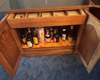 Thomasville French Provincial Flip Top Bar Cabinet