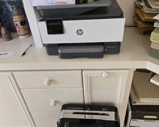MO213HP OfficeJet Pro 9010 Printer And Fellowes Shredder 