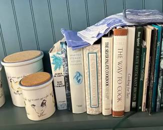 MO211Cookbooks  Canisters