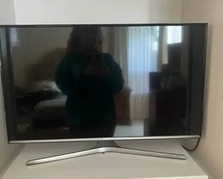 MO152Samsung TV