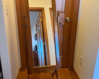 Jewelry Armoire / standing mirror