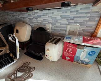 Crofton 2 speed hand mixer, toaster, George Foreman, electric skillet, waffle maker
