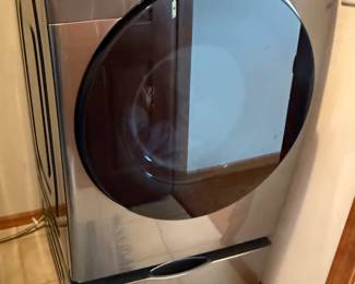 •	Samsung Front Loading Washer – like new – WITH 27” pedestal storage drawer
•	Samsung Front Loading Dryer – like new – WITH 27” pedestal storage drawer      SOLD SEPARATELY
