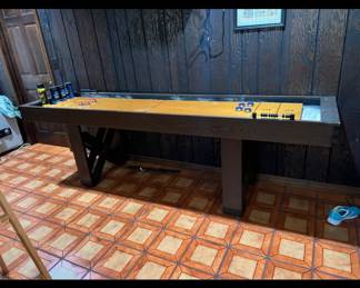 9ft indoor shuffleboard table