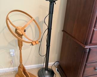 Jasmine Heirloom Quilt/ Embroidery Stand 