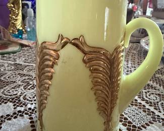 Early 1900’s Heisey winged, custard uranium glass pitcher