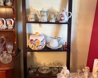 Pitchers and Glassware